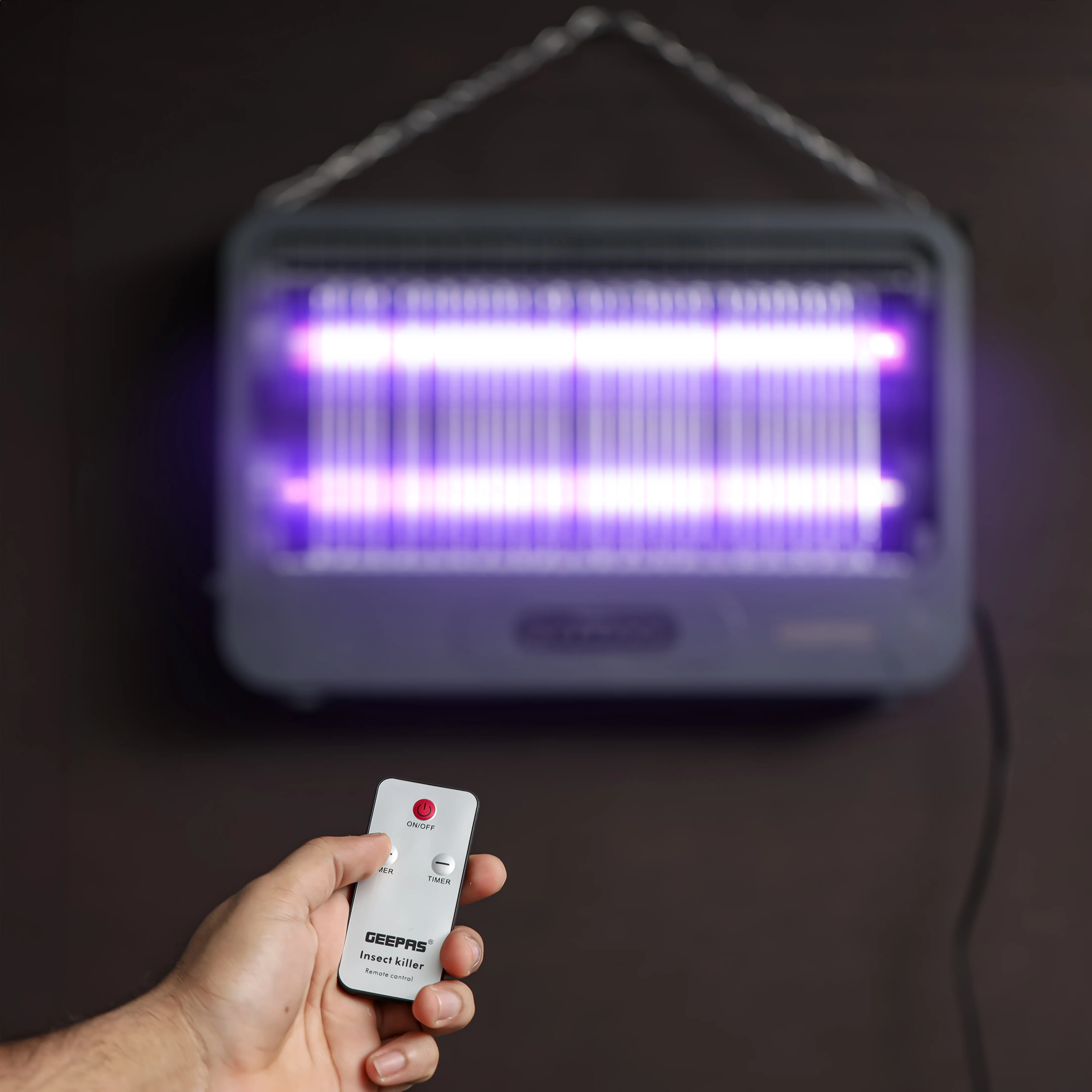 Geepas Mosquito Killer GBK25605 – Remote Control, Double Grid, Protective Net, Low Power, Perfect for Home, Office, Restaurants & Hospitals, 2-Year Warranty - Image 3