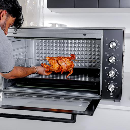 Geepas Multi-Function Oven G034055 |150L capacity| 2800W | rotisserie| convection| 7 cooking functions| 60-min timer| adjustable temperature control|2 Years Warranty - Image 3