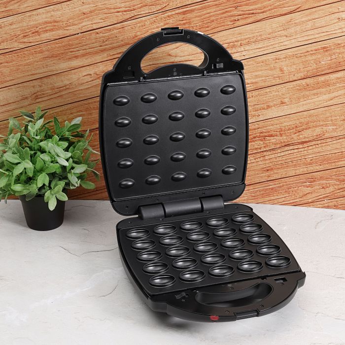 Geepas Nut Maker GNM6158 | 25 Pcs Capacity| 1400W Powerful Nut Snack Maker with  Non-Stick Plates | Cool-Touch Housing | Skid-Resistant Base| Compact Upright Storage - Image 5
