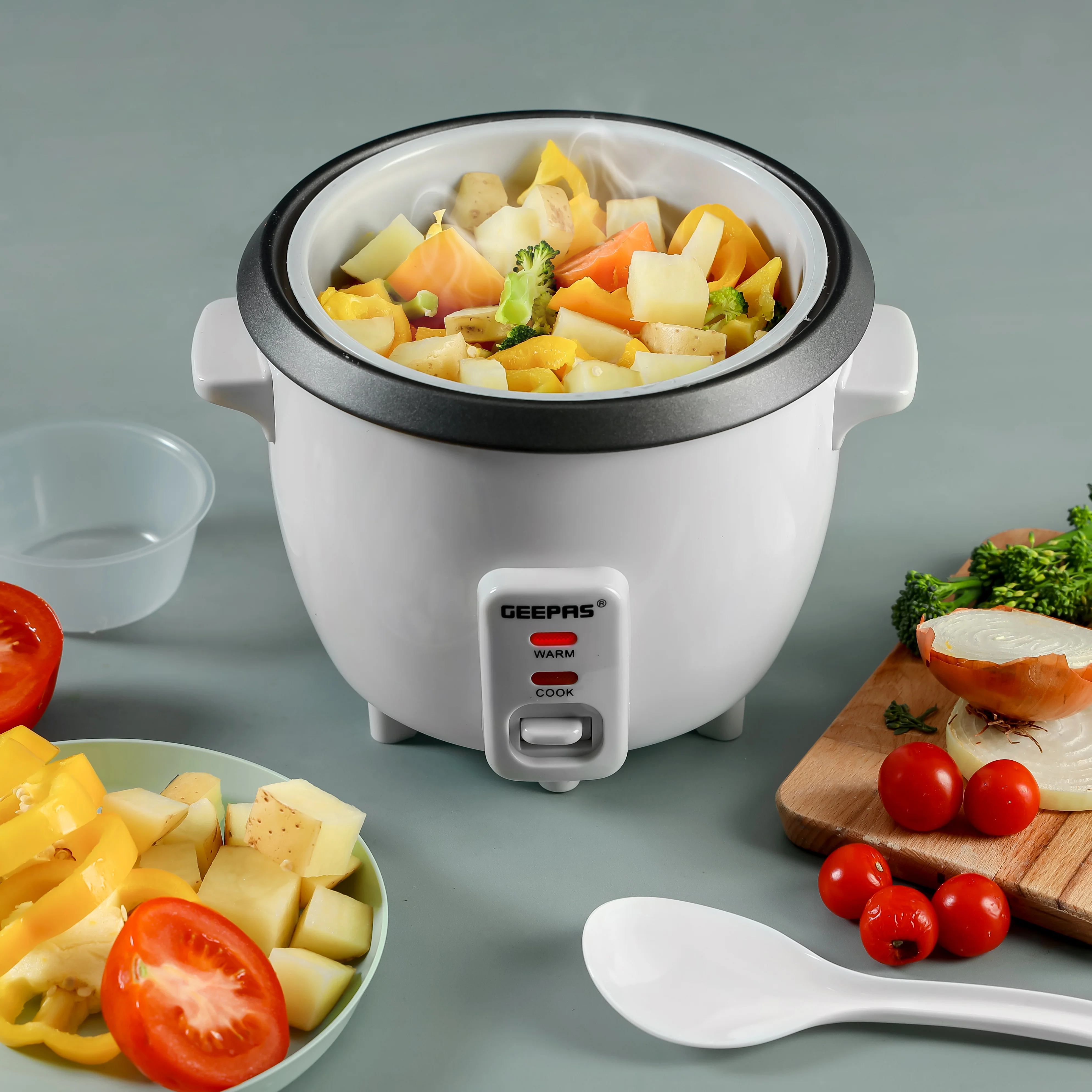 Geepas Personal Rice Cooker GRC1828 | 0.6L Compact Capacity | Ideal for Cooking & Keeping Food Warm |  Energy Efficient, Easy to Clean & Durable Design | 2 Years Warranty - Image 3