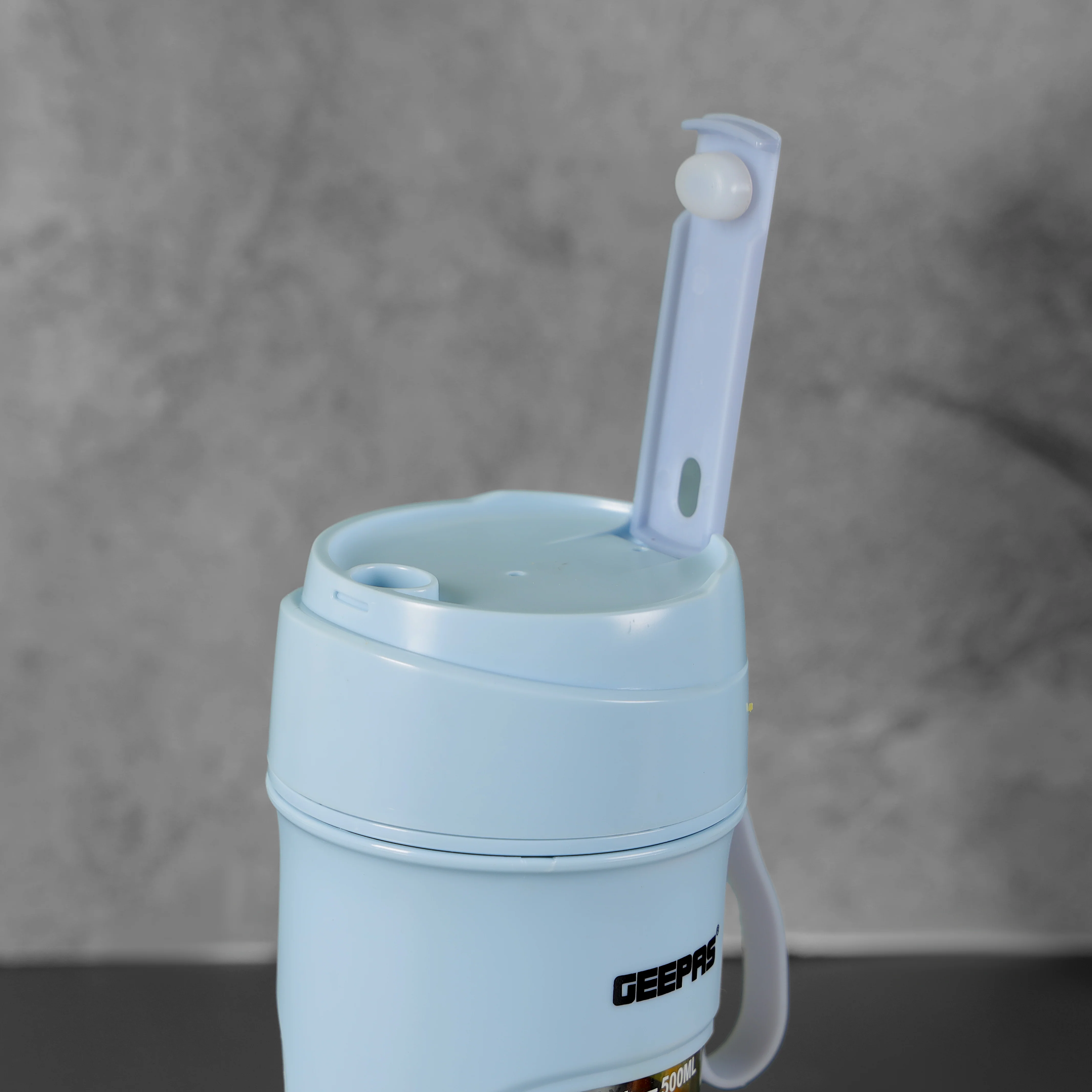 Geepas GSB44073N Rechargeable Portable Blender | 500ml Capacity | 50W | 6 Sharp Stainless Steel Blades | Safety Lock Design | USB Rechargeable Battery | 2-Year Warranty - Image 5