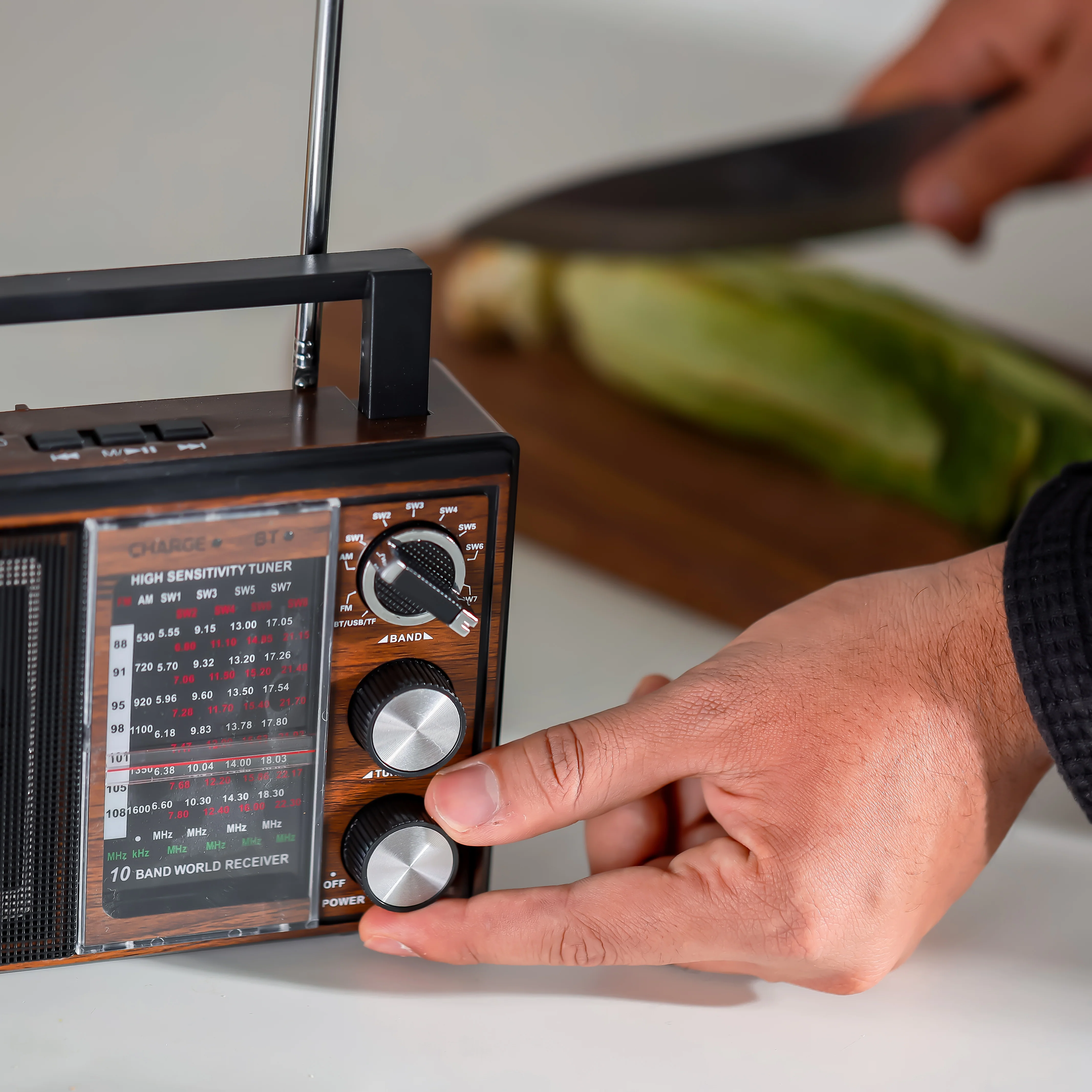 Geepas GR6842 Rechargeable Radio - BT/USB/SD /TF Music Player | Bluetooth Speaker | Lightweight Portable FM Radio | 10 Band Radio | Stylish Retro Design - Image 7