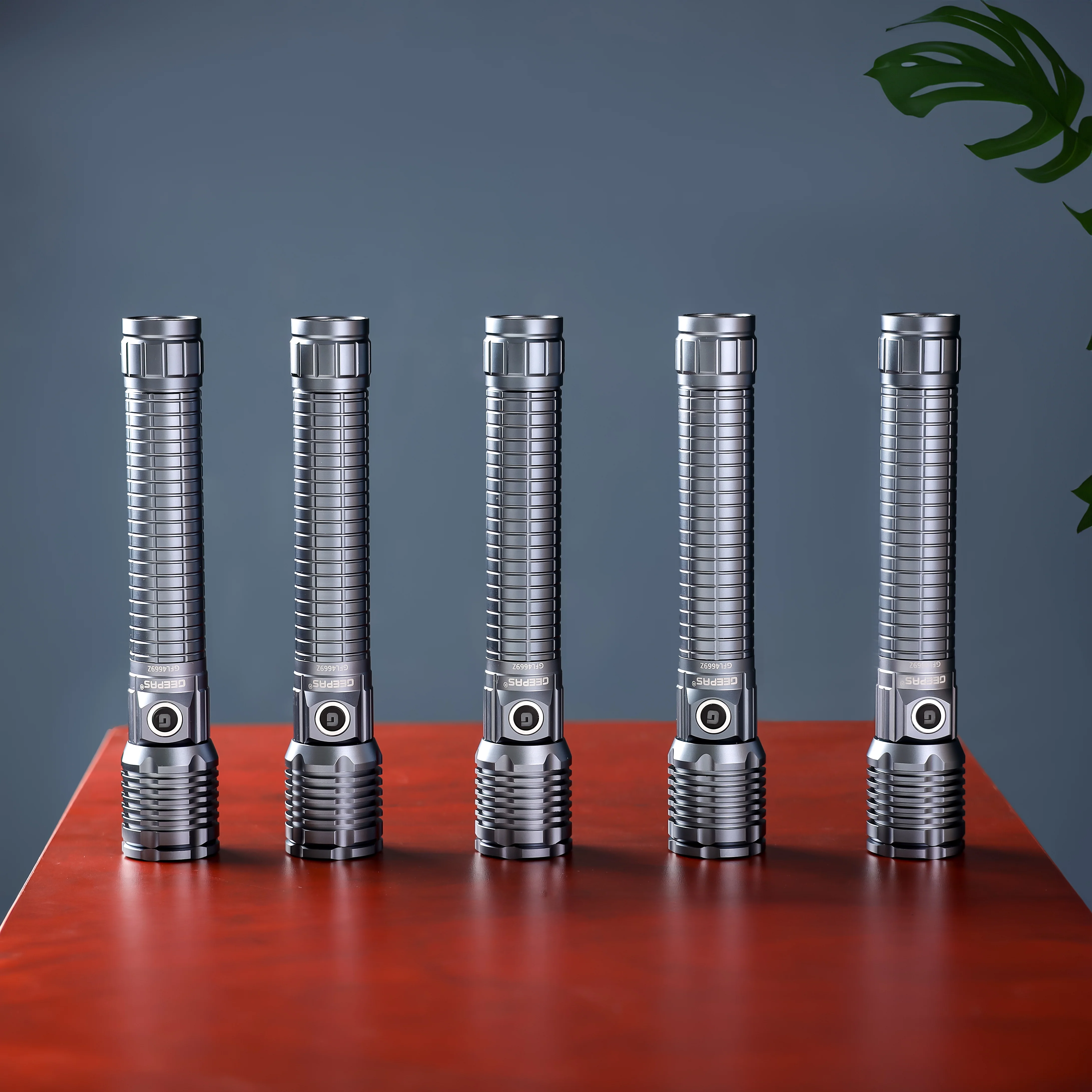 Geepas Zoomable LED Flashlight-GFL4669 5Pcs Combo/ 25W High Power 6000mAh Battery with Aircraft Aluminium Alloy Body/ 10 Hours Working Time/Type-C Charging - Image 2