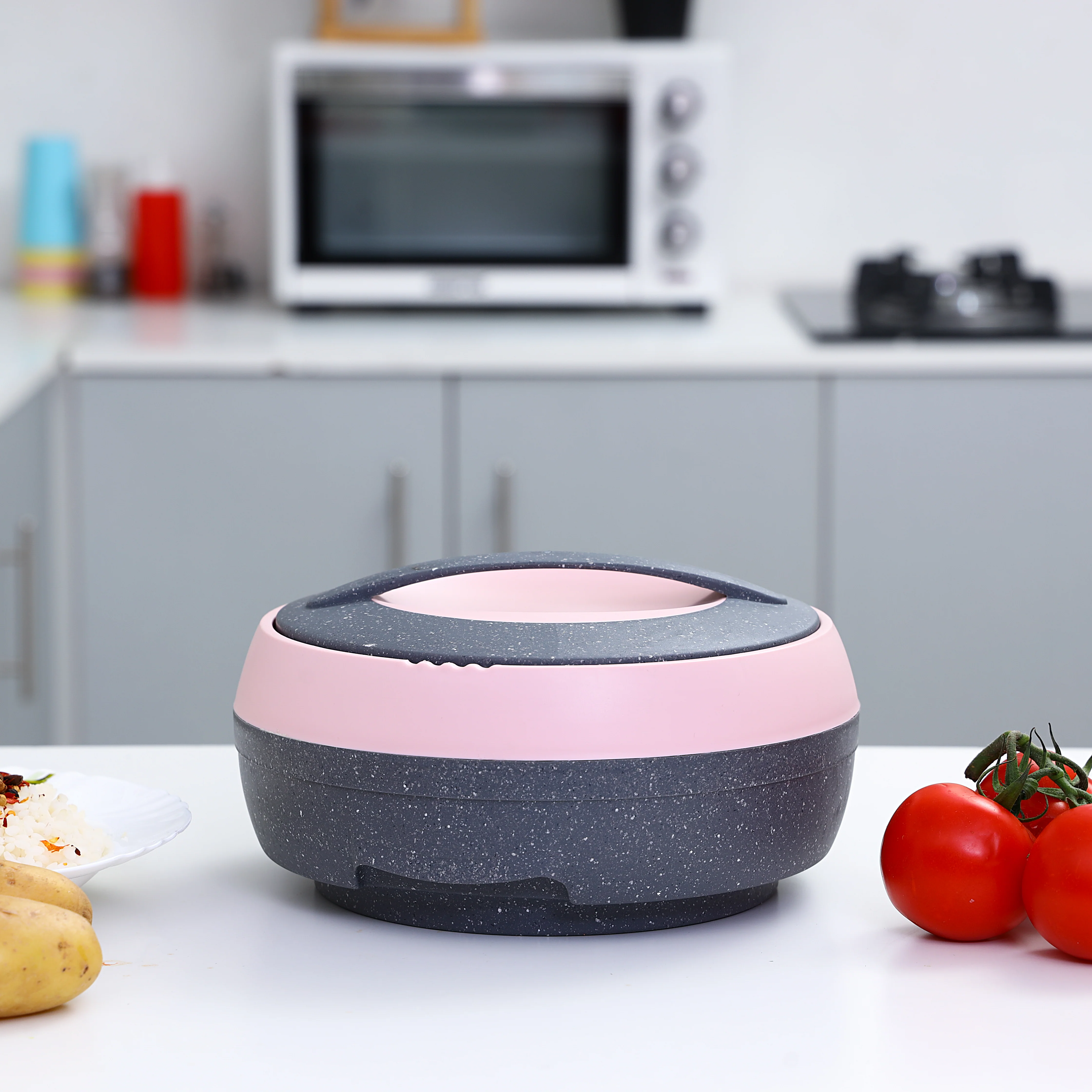 Premium Healthy Cook & Serve Combo: Geepas 4L Air Fryer & Royalford 2500ml Cosmos Insulated Casserole - Image 3