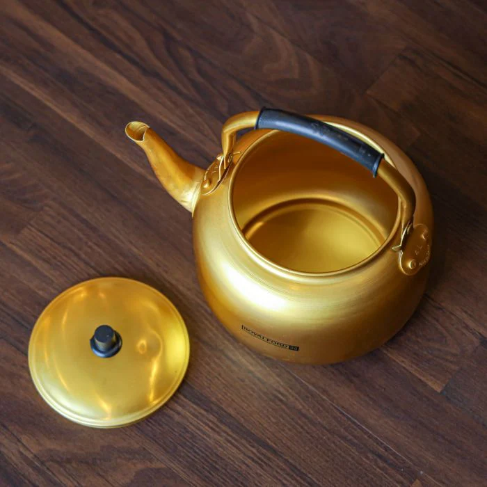 Royalford RF10770 6.0L Golden-Finish Aluminium Tea Kettle | Induction Compatible Tea Pot | Anti-Scald Comfortable Handle | Rust & Corrosion Resistant Body for Safe Use - Image 3