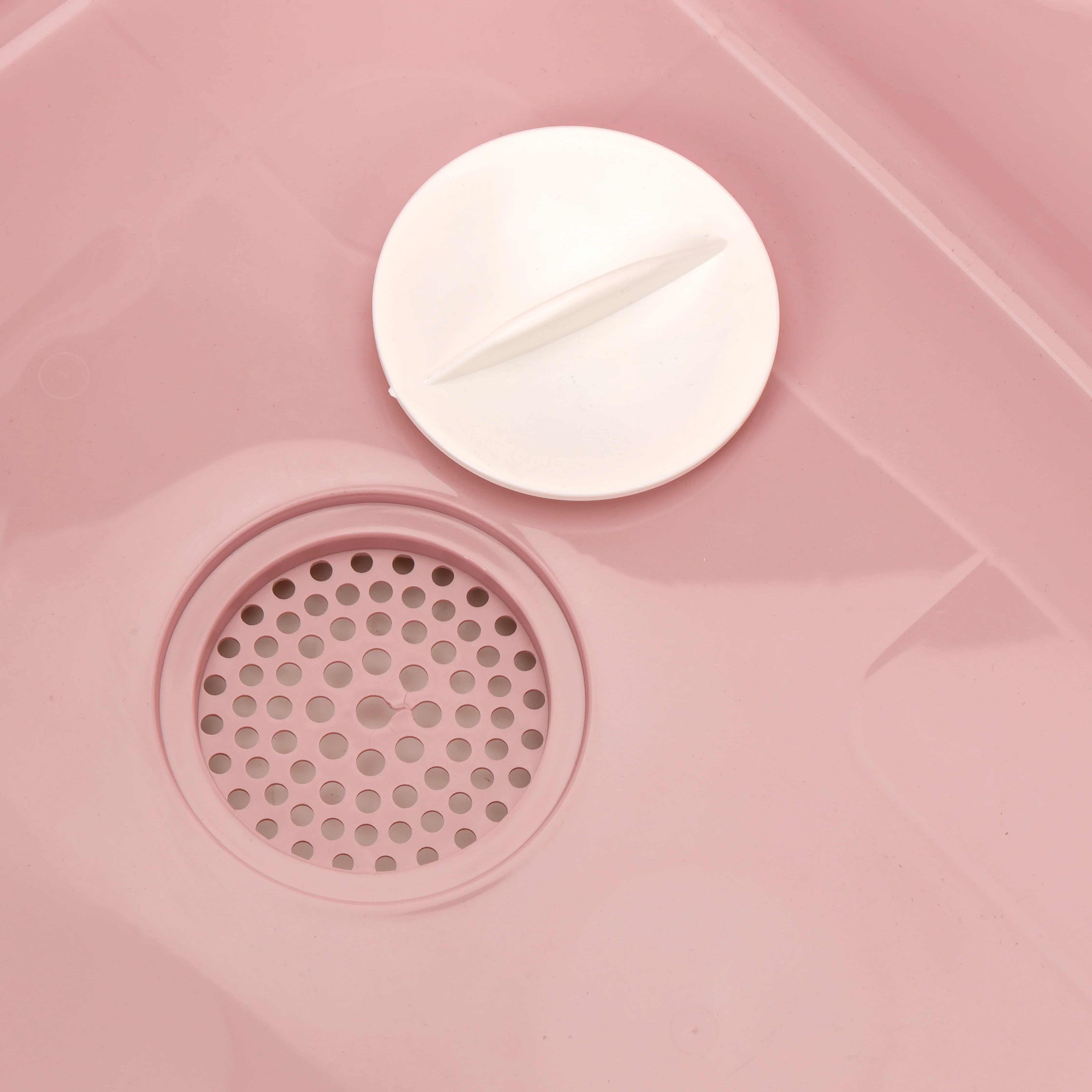 Royalford RF10874 9L Square Basket with Filter |BPA Free Plastic Utility Basket | Drain Plug| Multipurpose Kitchen Washing, Draining & Storage Organizer |Multipurpose use - Image 5