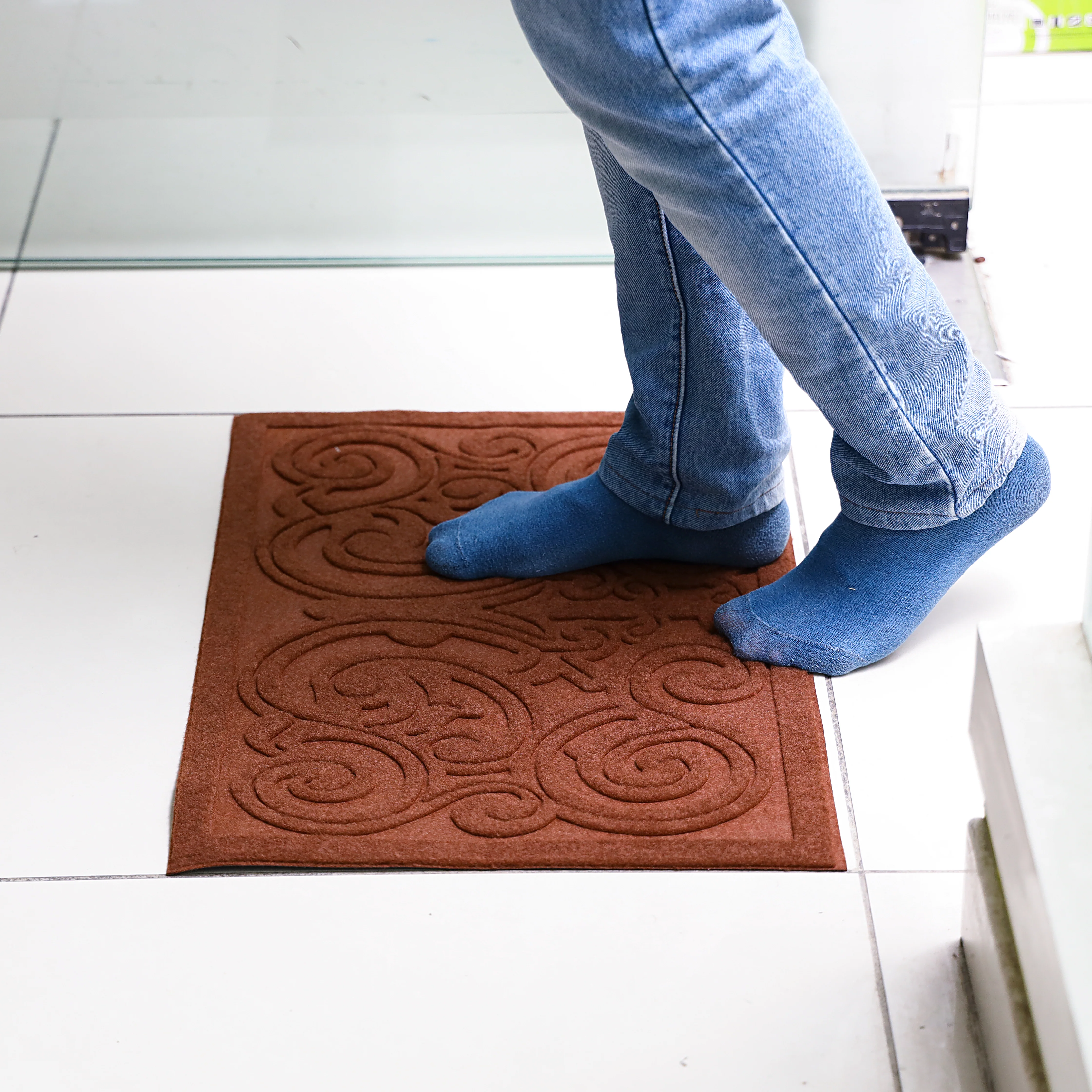 Royalford RF4956 Anti-Slip Door Mat| Indoor & Outdoor Nylon Durable Decorative Floor Mat| Strong Grip Backing, Dirt Trapping Surface & Easy to Clean Stylish Entrance Rug| - Image 2
