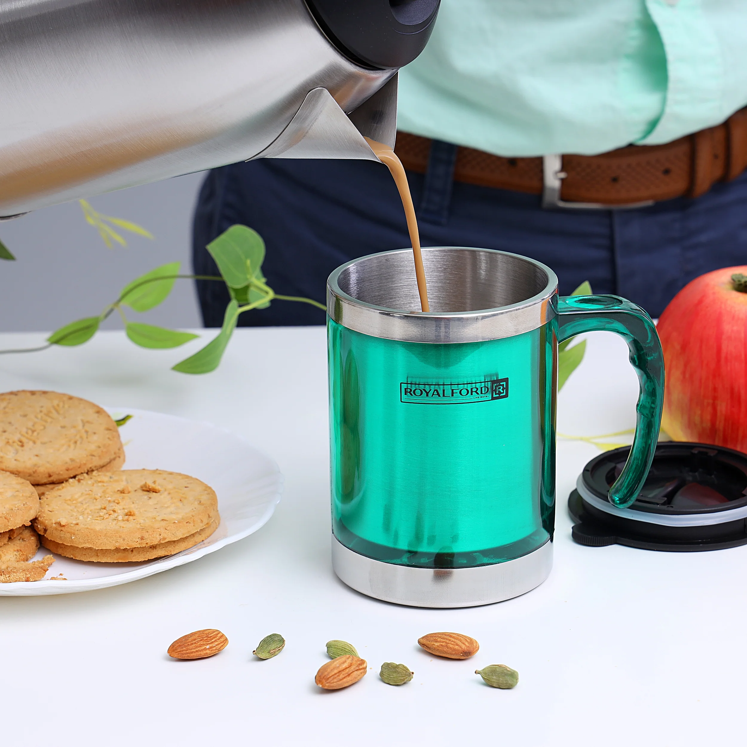 Royalford RF5130 Double Wall Travel Mug | 400ml Stainless Steel Insulated Coffee Mug | Leak Resistant Thermal Cup for Hot & Cold Drinks | Portable Office & Travel Mug - Image 2