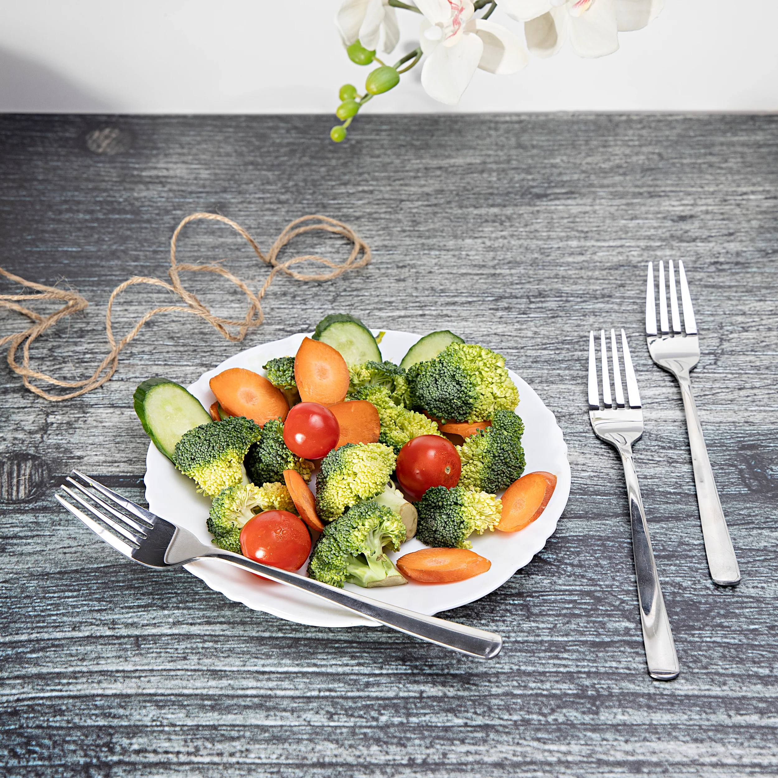 Royalford RF7232 dinner fork | high-grade stainless steel, durable, hygienic & stain-resistant| ergonomic design, dishwasher safe, perfect for daily dining use| - Image 2