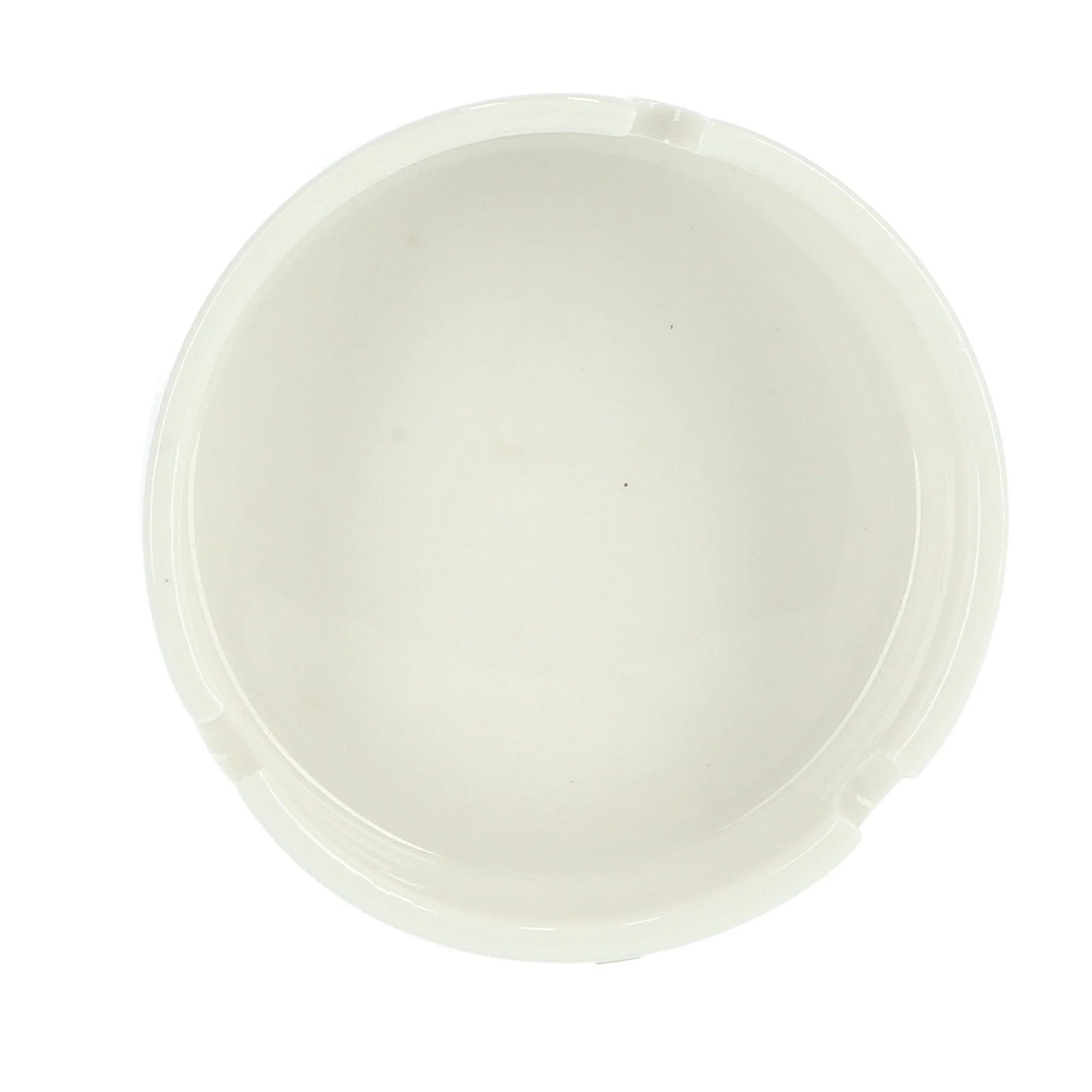 Royalford RF8771 Porcelain Ash Tray | 3.5 Inch Elegant White Ashtray for Home, Hotel, Café & Office Use | Premium Glazed Finish | Durable Heat Resistant Design - Image 3
