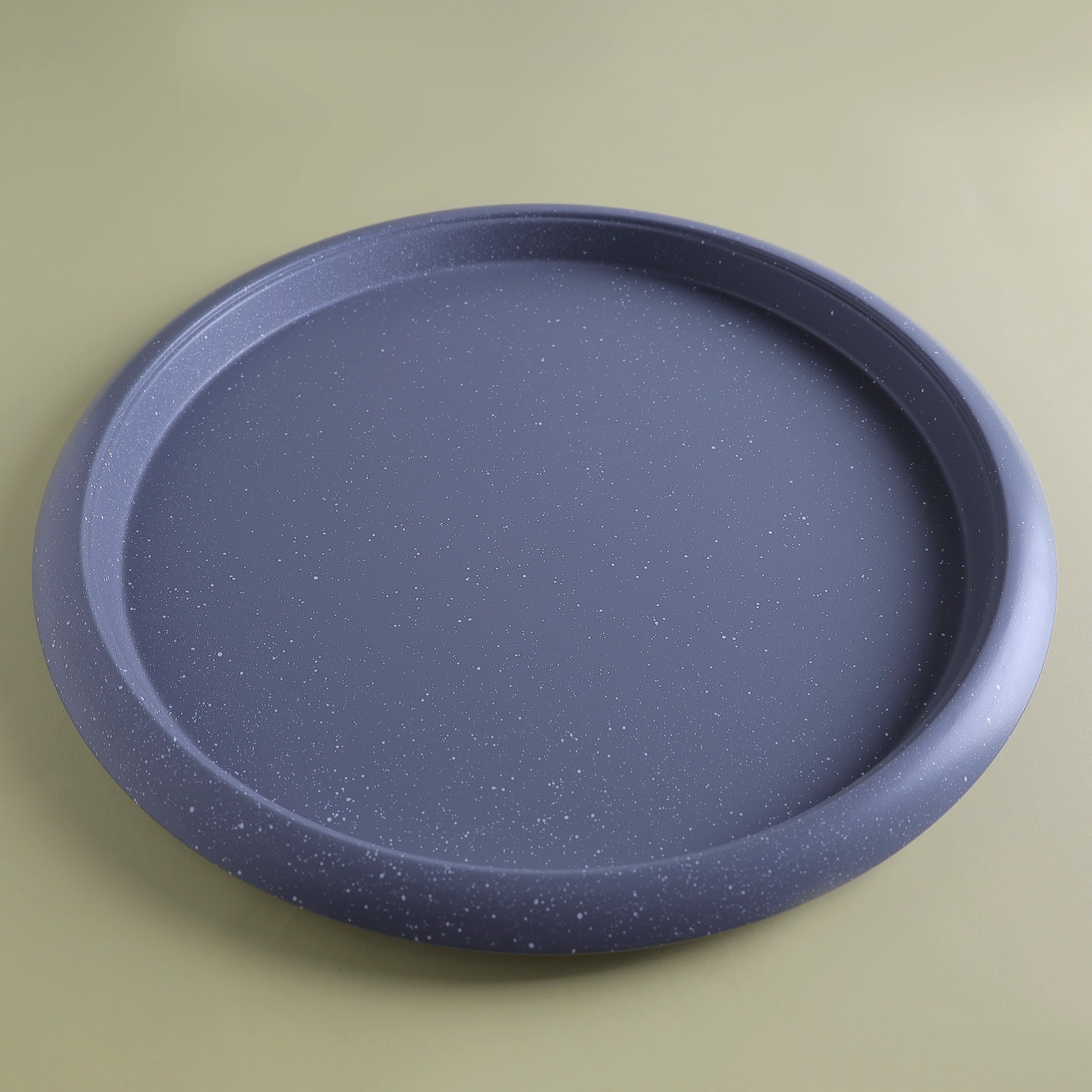 Royalford RF8796 Non-Stick Pizza Pan 34cm Round Baking Tray | Premium Oven Safe Pizza Bakeware with Even Heat Distribution | Easy Food Release & Effortless Cleaning - Image 2