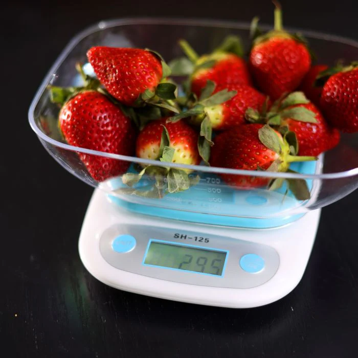 Royalford RF9515 Electronic Kitchen Scale | High Precision Strain Gauge Sensor | Digital Weighing Scale | Transparent Bowl| Multi-Unit Display| Auto-Off Functionality - Image 2