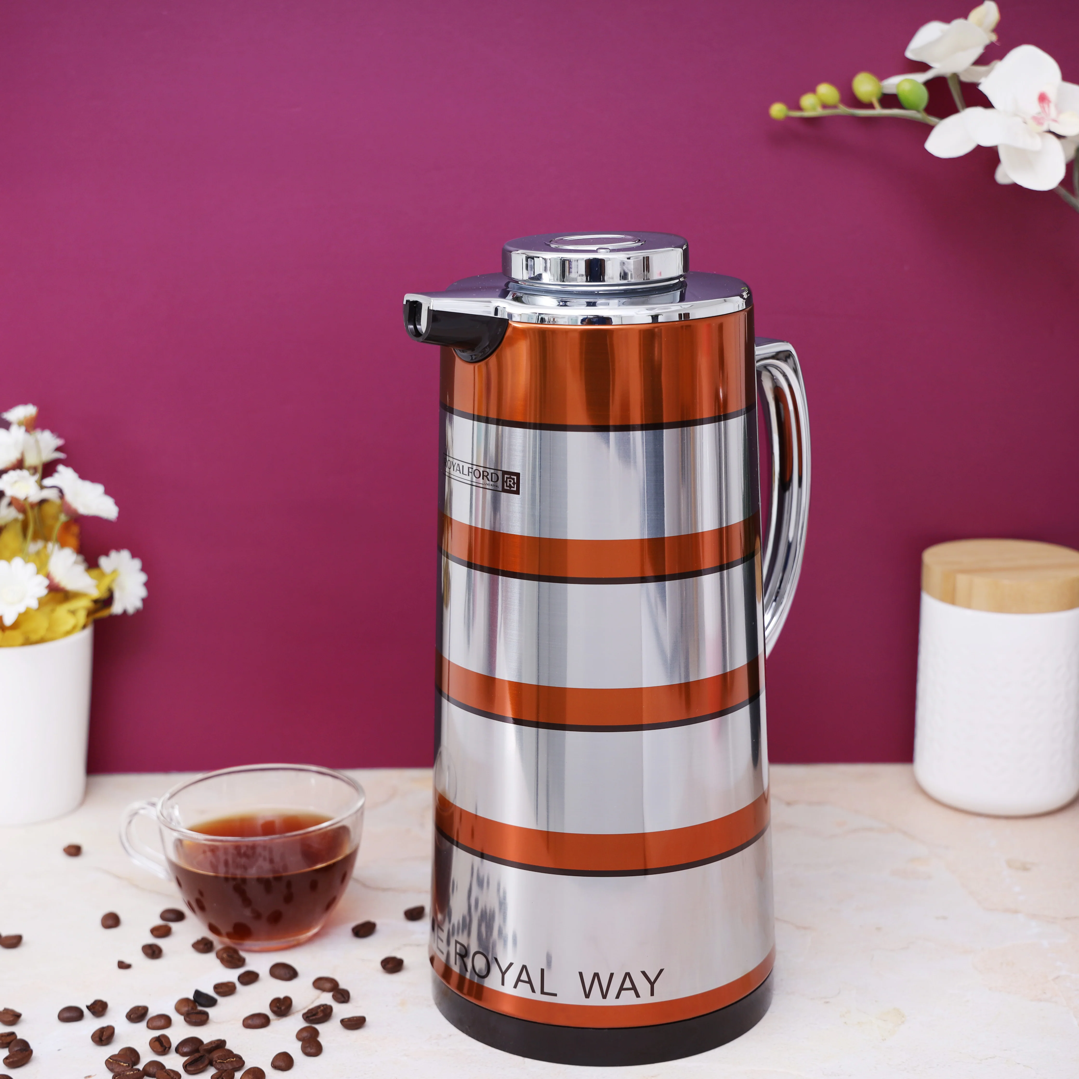 Royalford RF9587 Vacuum Flask 1000ml | Double Wall Stainless Steel Hot & Cold Insulated Flask with Leakproof Lid | Long Heat Retention for Travel, Office & Home Use - Image 2